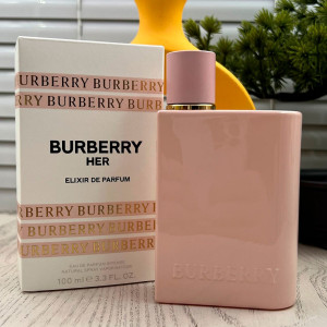 Burberry Her: клубнично-древесные аналоги для женщин